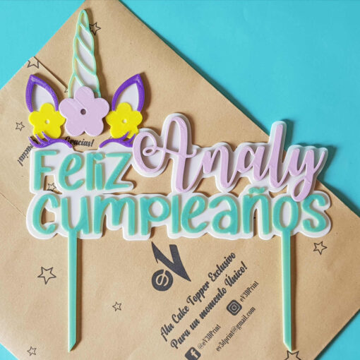 Cake topper para celebración de cumpleaños con temática de unicornio: Feliz cumpleaños Analy.